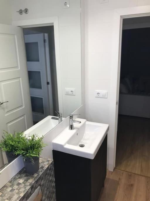 Ribeira En Playa Victoria Grupo Ac Gestion Apartment Cadiz Exterior photo
